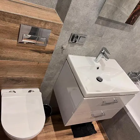 דירה Przyjemne Mieszkanie W Centrum Tarnowa טארנאו